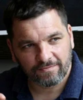 Writer Kelly Tippett