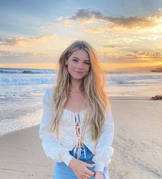 Writer رحمه ناصر